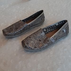24 HOUR SALE!!!!!!! TOMS sparkly cheetah print
